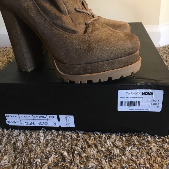 (SOLD)✨ Taupe Thigh High Boots - Picture 2 of 4